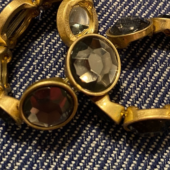 Costume Jewelry Stretch Jeweled Bracelet! - Picture 3 of 4